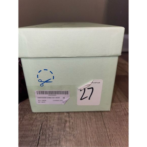 Off-White Logo-Embossed Jelly Sandals - Picture 7 of 7